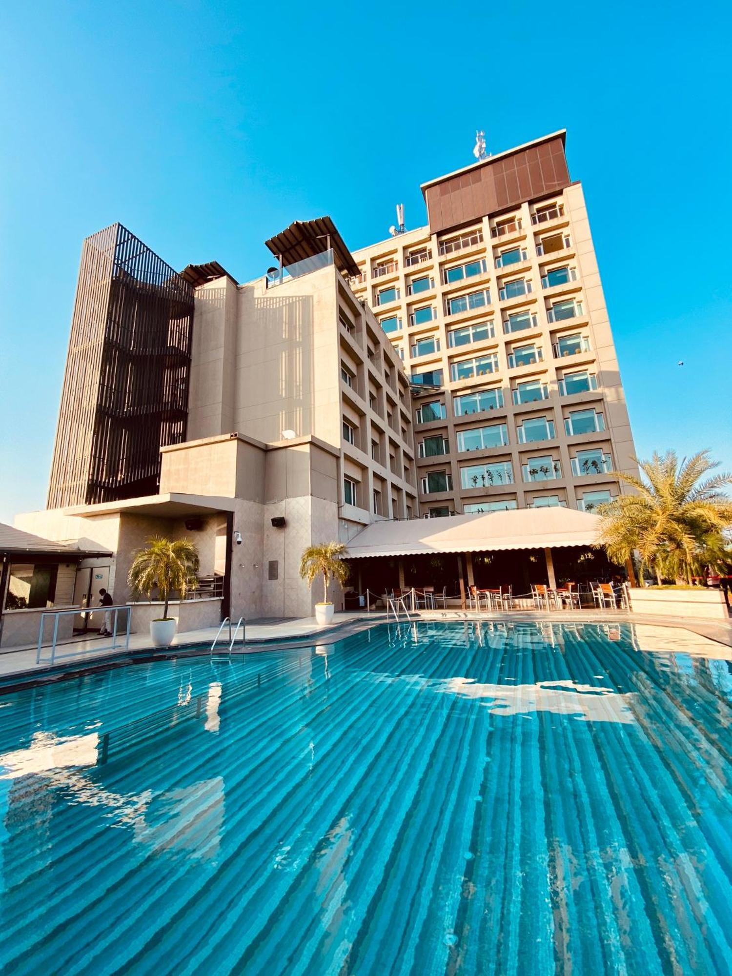 The Landmark Towers Kānpur Exterior foto